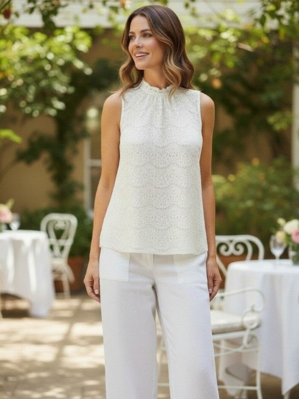 Art Class Women's Sleeveless white floral lace boho top, Size M